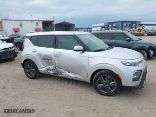 2021 Kia Soul EX with VIN KNDJ33AU5M7790701, listed as a IAAI auction lot 41845976 with 31,350 mi miles. Bid and sale history available at carsss.com. Image 12.