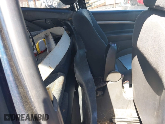 2001 Ford Focus ZX3 с VIN 3FAFP31371R229444, выставлен на аукционе IAAI как лот 41767955 с пробегом 190 513 миль миль и . История ставок и продаж доступна на DreamBid. Изображение 8.