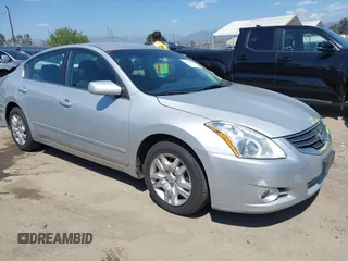 2012 Nissan Altima S with VIN 1N4AL2APXCC182012, listed as a IAAI auction lot 42158573 with 177,721 mi miles and . Bid and sale history available at carsss.com. Image 1.