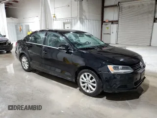 2013 Volkswagen Jetta SE с VIN 3VWDP7AJ5DM249908, выставлен на аукционе Copart как лот 53951765 с пробегом 240 040 миль миль и Списание • Salvage title. История ставок и продаж доступна на DreamBid. Изображение 4.