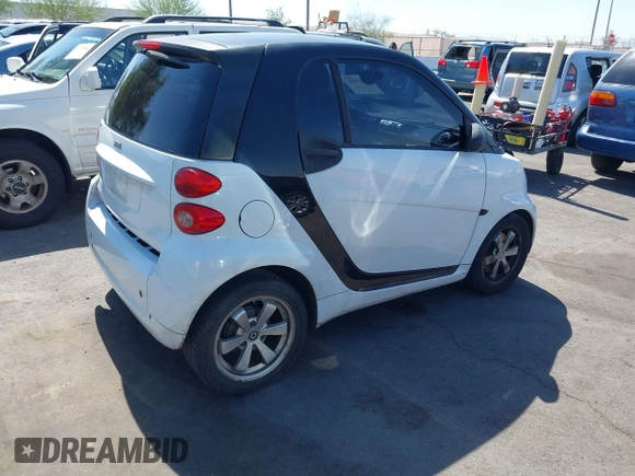 2012 Smart fortwo Pure with VIN WMEEJ3BA3CK529236, listed as a IAAI auction lot 42715092 with 110,498 mi miles and . Bid and sale history available at DreamBid. Image 4.