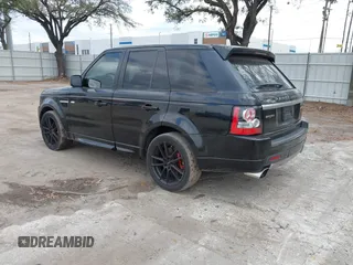 2013 Land Rover Range Rover Sport SC with VIN SALSH2E48DA802796, listed as a IAAI auction lot 41613187 with 104,024 mi miles. Bid and sale history available at carsss.com. Image 3.