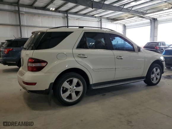 2011 Mercedes-Benz M-Class ML 350 with VIN 4JGBB8GB2BA739291, listed as a Copart auction lot 52032575 with 193,881 mi miles and Clean Title. Bid and sale history available at carsss.com. Image 3.