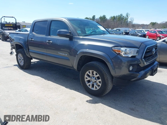 2017 Toyota Tacoma SR5 with VIN 3TMCZ5AN8HM104867, listed as a IAAI auction lot 41931133 with 76,051 mi miles. Bid and sale history available at carsss.com. Image 1.