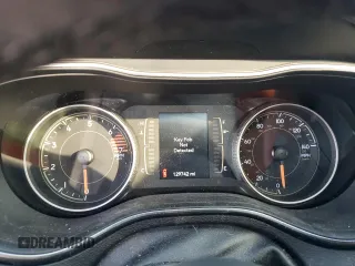 2020 Jeep Cherokee Latitude Plus with VIN 1C4PJLLBXLD581207, listed as a Copart auction lot 52283645 with 129,742 mi miles and Salvage Title. Bid and sale history available at carsss.com. Image 9.