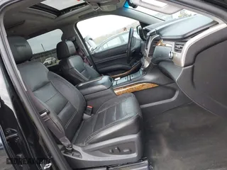 2016 GMC Yukon XL Denali with VIN 1GKS2HKJ8GR139858, listed as a IAAI auction lot 41915183 with 151,830 mi miles. Bid and sale history available at carsss.com. Image 5.