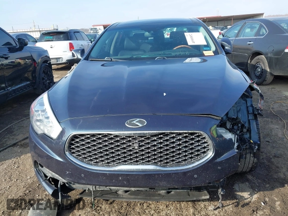 2015 Kia K900 Luxury with VIN KNALW4D42F6021502, listed as a IAAI auction lot 40900852 with 118,993 mi miles. Bid and sale history available at carsss.com. Image 13.