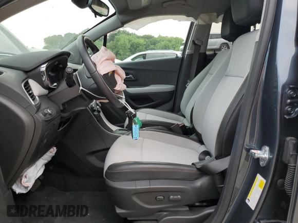2022 Chevrolet Trax LT with VIN KL7CJPSM3NB540129, listed as a Copart auction lot 63597584 with 32,087 mi miles and Salvage title. Bid and sale history available at DreamBid. Image 7.