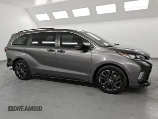 2022 Toyota Sienna XSE z VIN 5TDDRKEC6NS097540, wystawiony jako Copart lot #52853935 z przebiegiem 35 096 mil mil oraz Czysty tytuł • Clean title. Historia ofert i sprzedaży dostępna na DreamBid. Obrazek 4.