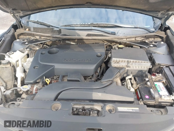 2018 Nissan Altima SR with VIN 1N4AL3AP5JC255662, listed as a IAAI auction lot 42229232 with 171,399 mi miles and . Bid and sale history available at carsss.com. Image 10.
