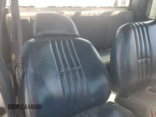 1995 GMC Sierra 2500 z VIN 1GTGC29K0SE536488, wystawiony jako Copart lot #68942024 z przebiegiem 212 918 mil mil oraz Szkody całkowita. Historia ofert i sprzedaży dostępna na DreamBid. Obrazek 10.