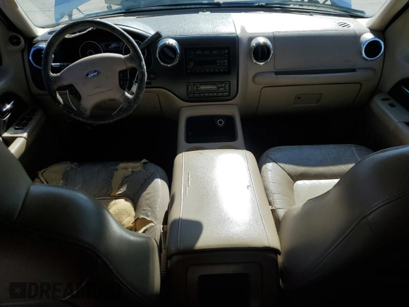 2005 Ford Expedition Eddie Bauer with VIN 1FMPU17585LA87612, listed as a Copart auction lot 43434665 with 199,950 mi miles and Salvage Title. Bid and sale history available at carsss.com. Image 8.