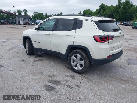 2018 Jeep Compass Altitude с VIN 3C4NJDBB3JT307885, выставлен на аукционе IAAI как лот 42372222 с пробегом 77 522 миль миль и . История ставок и продаж доступна на DreamBid. Изображение 3.