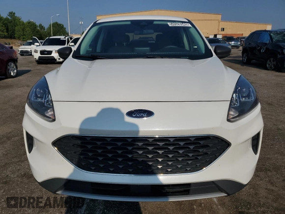 2022 Ford Escape SE z VIN 1FMCU9G63NUA60933, wystawiony jako Copart lot #58528345 z przebiegiem 210 135 mil mil oraz Czysty tytuł • Clean title. Historia ofert i sprzedaży dostępna na DreamBid. Obrazek 5.