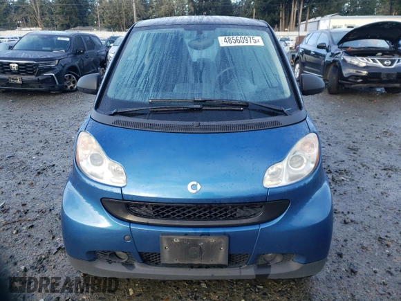 2010 Smart fortwo Pure z VIN WMEEJ3BA3AK353317, wystawiony jako Copart lot #48560975 z przebiegiem 163 175 mil mil oraz Czysty tytuł • Clean title. Historia ofert i sprzedaży dostępna na DreamBid. Obrazek 5.