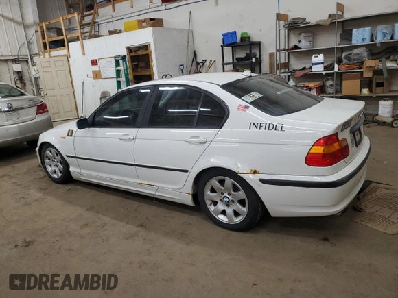 2005 BMW 3 Series 325i with VIN WBAET37475NJ86179, listed as a Copart auction lot 53524705 with 171,520 mi miles and Clean Title. Bid and sale history available at carsss.com. Image 2.