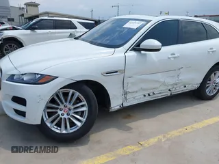 2020 Jaguar F-Pace 25t Prestige z VIN SADCK2FXXLA622776, wystawiony jako IAAI lot #42149737 z przebiegiem 42 269 mil mil oraz . Historia ofert i sprzedaży dostępna na DreamBid. Obrazek 6.