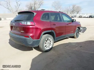2020 Jeep Cherokee Latitude with VIN 1C4PJLCB9LD605531, listed as a IAAI auction lot 41541614 with 90,979 mi miles. Bid and sale history available at carsss.com. Image 4.