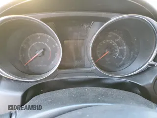 2021 Mitsubishi Outlander ES z VIN JA4APUAU8MU035256, wystawiony jako Copart lot #78370014 z przebiegiem Nie podano mil oraz Szkoda całkowita • Salvage title. Historia ofert i sprzedaży dostępna na DreamBid. Obrazek 9.