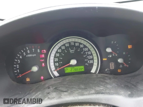 2007 Hyundai Entourage GLS с VIN KNDMC233576030404, выставлен на аукционе IAAI как лот 42309529 с пробегом 219 839 миль миль и . История ставок и продаж доступна на DreamBid. Изображение 7.