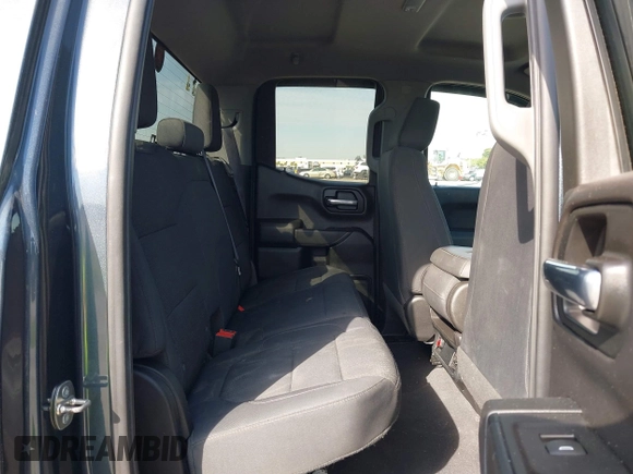2020 Chevrolet Silverado 1500 Custom with VIN 1GCRWBEH9LZ112585, listed as a IAAI auction lot 41213320 with 59,432 mi miles. Bid and sale history available at carsss.com. Image 8.