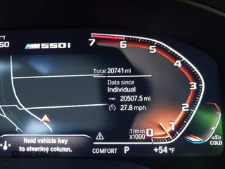 2021 BMW 5 Series M550i xDrive z VIN WBA13BK0XMCG75802, wystawiony jako IAAI lot #41503977 z przebiegiem 20 741 mil mil oraz . Historia ofert i sprzedaży dostępna na DreamBid. Obrazek 15.