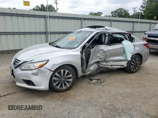 2017 Nissan Altima SR z VIN 1N4AL3AP0HC126609, wystawiony jako Copart lot #57439245 z przebiegiem 82 233 mil mil oraz Szkoda całkowita • Salvage title. Historia ofert i sprzedaży dostępna na DreamBid. Obrazek 1.