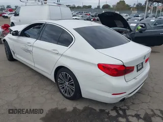 2020 BMW 5 Series 530i with VIN WBAJR3C01LWW64071, listed as a IAAI auction lot 40945230 with 91,982 mi miles and . Bid and sale history available at DreamBid. Image 3.