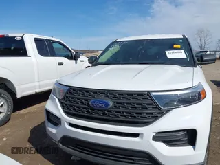 2024 Ford Explorer with VIN 1FMSK7BH4RGA25692, listed as a IAAI auction lot 41668390 with 13,706 mi miles. Bid and sale history available at carsss.com. Image 12.