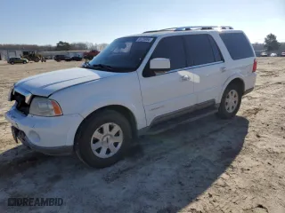 2004 Lincoln Navigator Luxury with VIN 5LMFU27R74LJ32765, listed as a Copart auction lot 86725004 with 0 mi miles and Salvage Title. Bid and sale history available at carsss.com. Image 1.