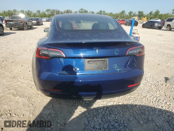 2023 Tesla Model 3 z VIN 5YJ3E1EA9PF712542, wystawiony jako Copart lot #52124295 z przebiegiem 13 154 mil mil oraz Czysty tytuł • Clean title. Historia ofert i sprzedaży dostępna na DreamBid. Obrazek 6.