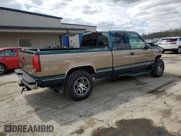 1995 GMC Sierra 1500 z VIN 2GTEK19K3S1511767, wystawiony jako Copart lot #51977295 z przebiegiem 215 667 mil mil oraz Szkody całkowita. Historia ofert i sprzedaży dostępna na DreamBid. Obrazek 3.
