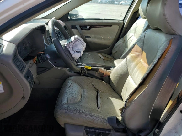 2001 Volvo V70 with VIN YV1SW61RX12091012, listed as a Copart auction lot 88299485 with 159,433 mi miles and Salvage Title. Bid and sale history available at carsss.com. Image 7.