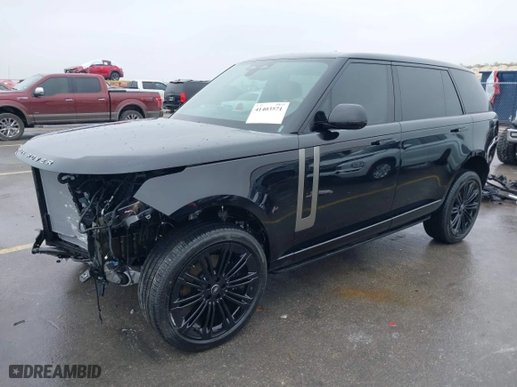 2025 Land Rover Range Rover SE with VIN SALKPBFU5SA280904, listed as a IAAI auction lot 41403571 with 547 mi miles. Bid and sale history available at carsss.com. Image 20.
