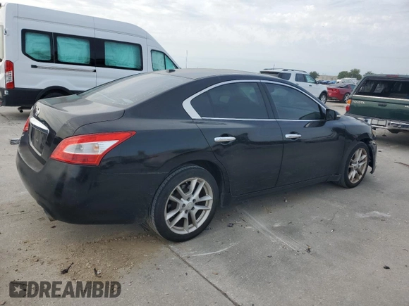 2010 Nissan Maxima SV z VIN 1N4AA5AP5AC856264, wystawiony jako Copart lot #57866675 z przebiegiem 124 448 mil mil oraz Czysty tytuł • Clean title. Historia ofert i sprzedaży dostępna na DreamBid. Obrazek 3.
