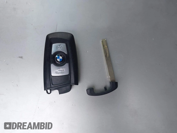 2014 BMW 3 Series 320i xDrive с VIN WBA3C3C51EP661285, выставлен на аукционе IAAI как лот 42260366 с пробегом 125 269 миль миль и . История ставок и продаж доступна на DreamBid. Изображение 11.