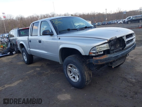 2002 Dodge Dakota Sport with VIN 1B7HG38N12S661043, listed as a IAAI auction lot 41552725 with 206,662 mi miles. Bid and sale history available at carsss.com. Image 1.