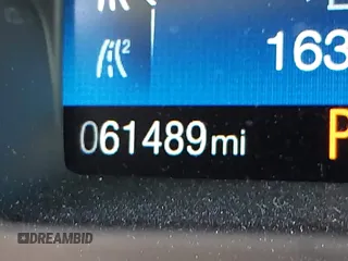 2017 Ford Focus Titanium с VIN 1FADP3N21HL327581, выставлен на аукционе IAAI как лот 42342179 с пробегом 61 489 миль миль и . История ставок и продаж доступна на DreamBid. Изображение 15.