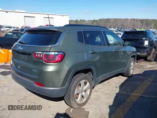 2018 Jeep Compass Altitude with VIN 3C4NJDBBXJT290891, listed as a IAAI auction lot 41741412 with 182,716 mi miles and . Bid and sale history available at carsss.com. Image 4.