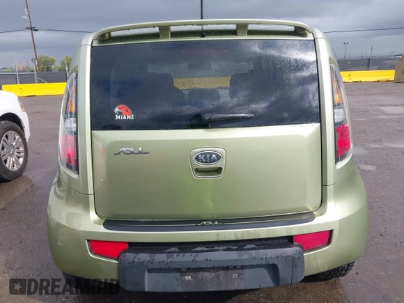 2011 Kia Soul + with VIN KNDJT2A20B7201270, listed as a IAAI auction lot 41764745 with 178,534 mi miles. Bid and sale history available at carsss.com. Image 17.