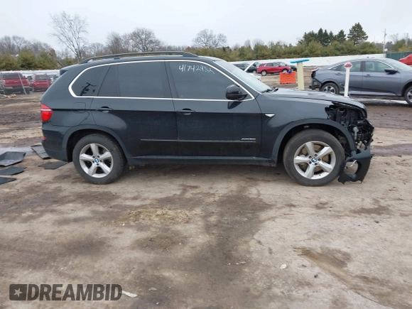2013 BMW X5 xDrive50i с VIN 5UXZV8C54DL426713, выставлен на аукционе IAAI как лот 41742982 с пробегом 103 208 миль миль и . История ставок и продаж доступна на DreamBid. Изображение 13.