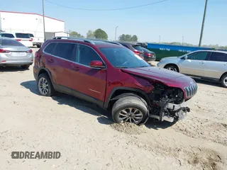 2020 Jeep Cherokee Altitude with VIN 1C4PJLLB9LD585622, listed as a IAAI auction lot 41892080 with 21,331 mi miles and . Bid and sale history available at carsss.com. Image 1.