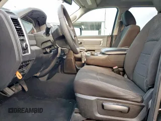 2019 Ram 1500 Warlock z VIN 1C6RR6GG9KS618659, wystawiony jako Copart lot #56914565 z przebiegiem 96 803 mil mil oraz Szkoda całkowita • Salvage title. Historia ofert i sprzedaży dostępna na DreamBid. Obrazek 7.