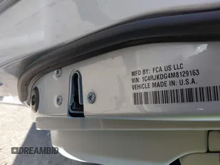 2021 Jeep Grand Cherokee Overland with VIN 1C4RJKDG4M8129163, listed as a IAAI auction lot 41475917 with 32,189 mi miles and . Bid and sale history available at DreamBid. Image 9.