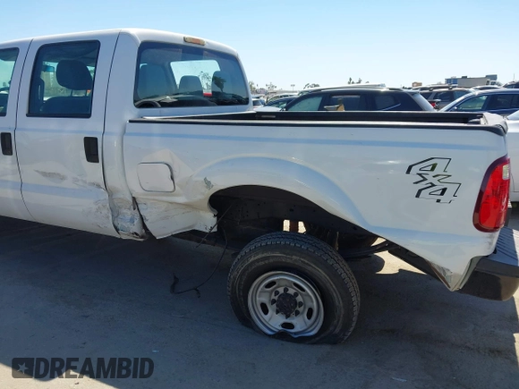 2012 Ford F-250 XL with VIN 1FT7W2B68CEC11769, listed as a IAAI auction lot 42678565 with 101,663 mi miles and . Bid and sale history available at DreamBid. Image 6.