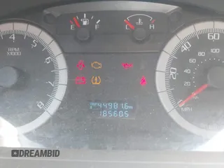 2009 Ford Escape XLS z VIN 1FMCU02729KC33600, wystawiony jako IAAI lot #42469557 z przebiegiem 185 605 mil mil oraz . Historia ofert i sprzedaży dostępna na DreamBid. Obrazek 7.