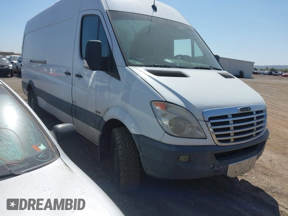 2013 Freightliner Sprinter с VIN WDYPE8CC9D5809594, выставлен на аукционе IAAI как лот 42479186 с пробегом 384 939 миль миль и . История ставок и продаж доступна на DreamBid. Изображение 1.