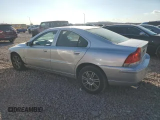 2006 Volvo S60 2.5L Turbo with VIN YV1RH592862506796, listed as a Copart auction lot 76845154 with 184,041 mi miles and Clean Title. Bid and sale history available at carsss.com. Image 2.
