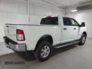 2024 Ram 2500 Big Horn with VIN 3C6UR5DJ5RG397602, listed as a Copart auction lot 60254515 with 1,933 mi miles and Clean title. Bid and sale history available at DreamBid. Image 3.
