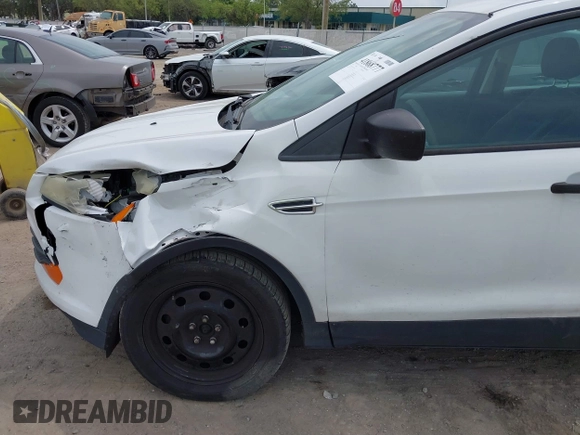 2014 Ford Escape S with VIN 1FMCU0F76EUB02632, listed as a IAAI auction lot 41868777 with 224,792 mi miles. Bid and sale history available at carsss.com. Image 6.